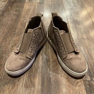 Yellow Box Brown Wedge Shoes Comfortable Stylish Design